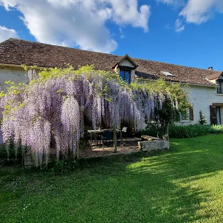 Les Granges Indigo Hébergement de vacances Fossemagne
