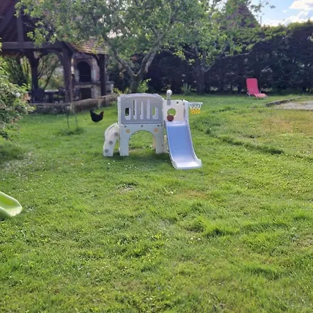 Les Granges Indigo Hébergement de vacances Fossemagne